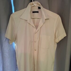 Kennth Cole off-white short-sleeve shirt